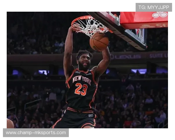 罗宾逊纽约篮板震撼登场,引领篮球新风尚 罗宾逊纽约篮板震撼登场,引领篮球新风尚